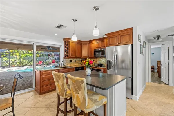 $749,900 | 2569 Outrigger Lane, Naples, FL 34104