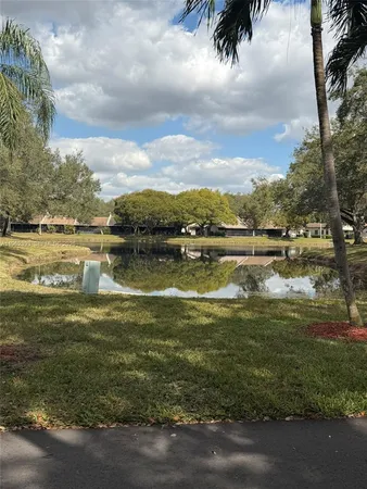 $2,500 | 9850 Northwest 15th Court, Unit 9850, Pembroke Pines, FL 33024