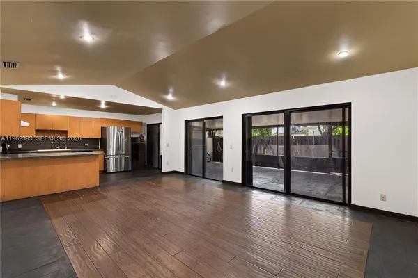 $2,500 | 9850 Northwest 15th Court, Unit 9850, Pembroke Pines, FL 33024