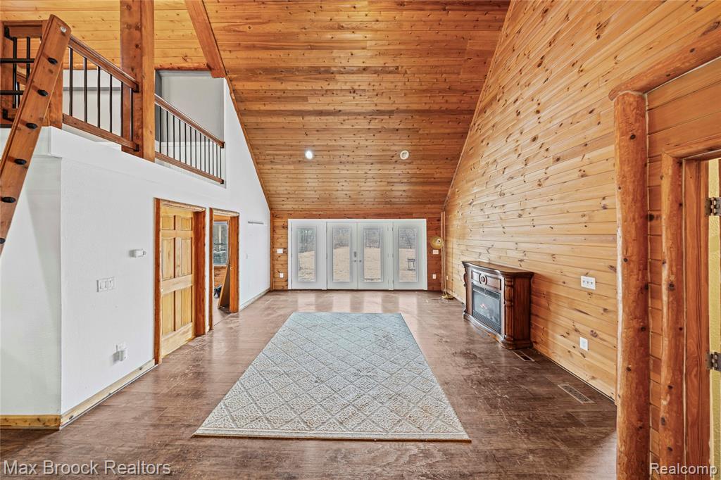 5186 Pinckney Road Howell, MI 48843 - Photo 5 of 70
