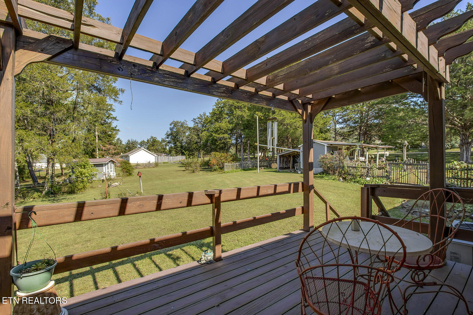 118 Cedar Drive Southeast Decatur, TN 37322 - Photo 22 of 36 22_CedarCircle_118_Deck01