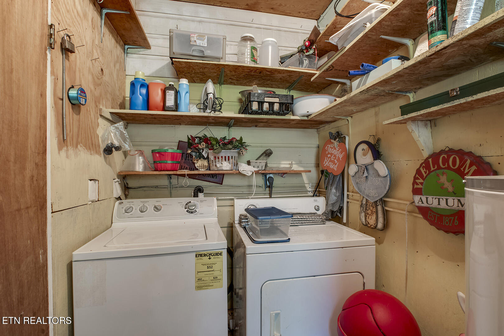 118 Cedar Drive Southeast Decatur, TN 37322 - Photo 27 of 36 27_CedarCircle_118_Laundry