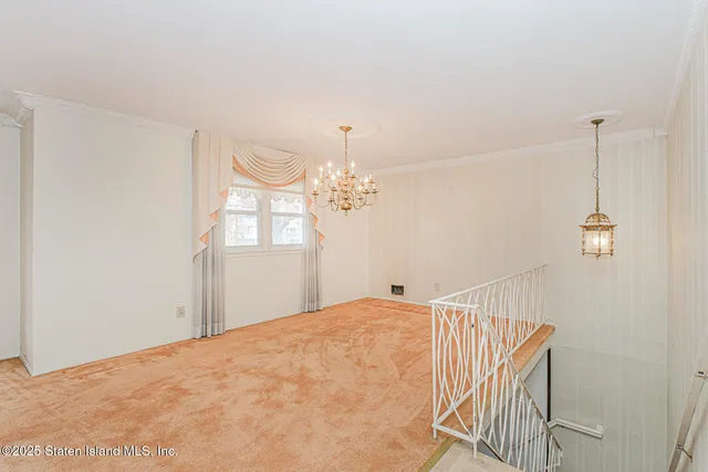 $995,000 | 16 Bowling Green Place | Bulls Head