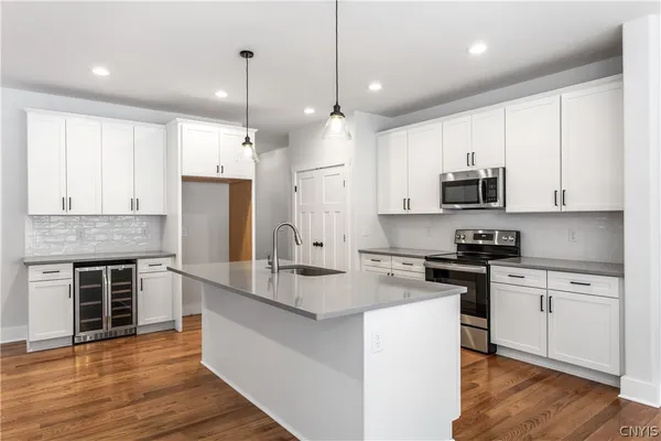 $645,000 | Undisclosed Address, Onondaga, NY 13215