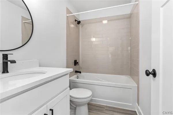 $645,000 | Undisclosed Address, Onondaga, NY 13215