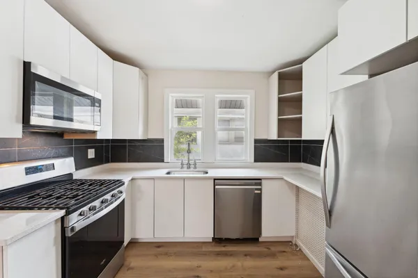 $529,900 | 987 Dayton Avenue, St. Paul, MN 55104