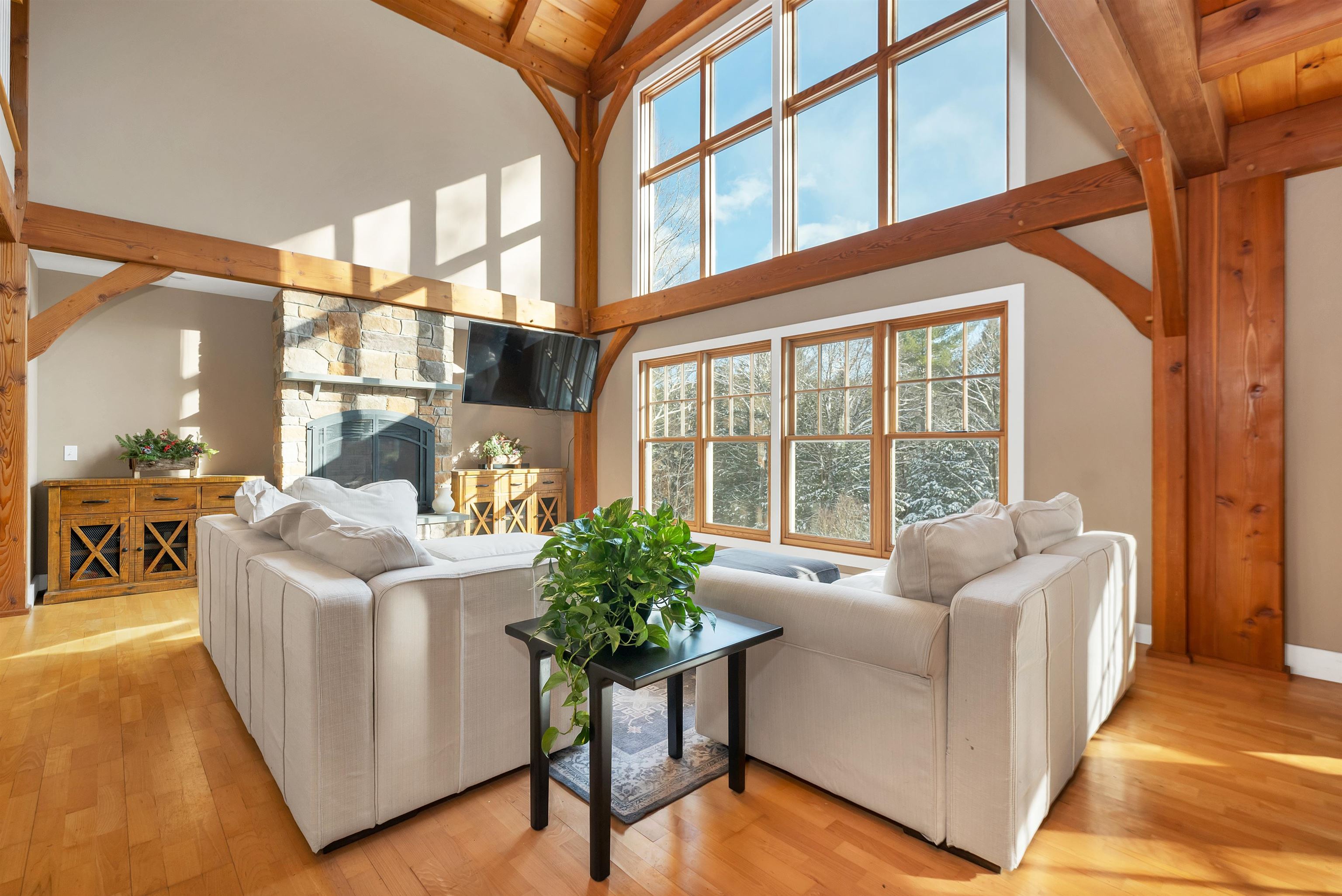 1675 Sawnee Bean Road Thetford, VT 05075 - Photo 19 of 44