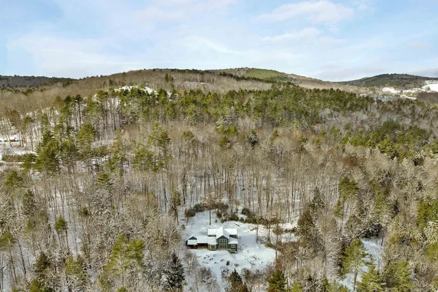 $1,100,000 | 1675 Sawnee Bean Road, Thetford, VT 05075