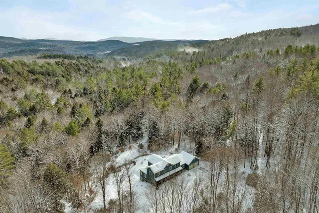 $1,100,000 | 1675 Sawnee Bean Road, Thetford, VT 05075
