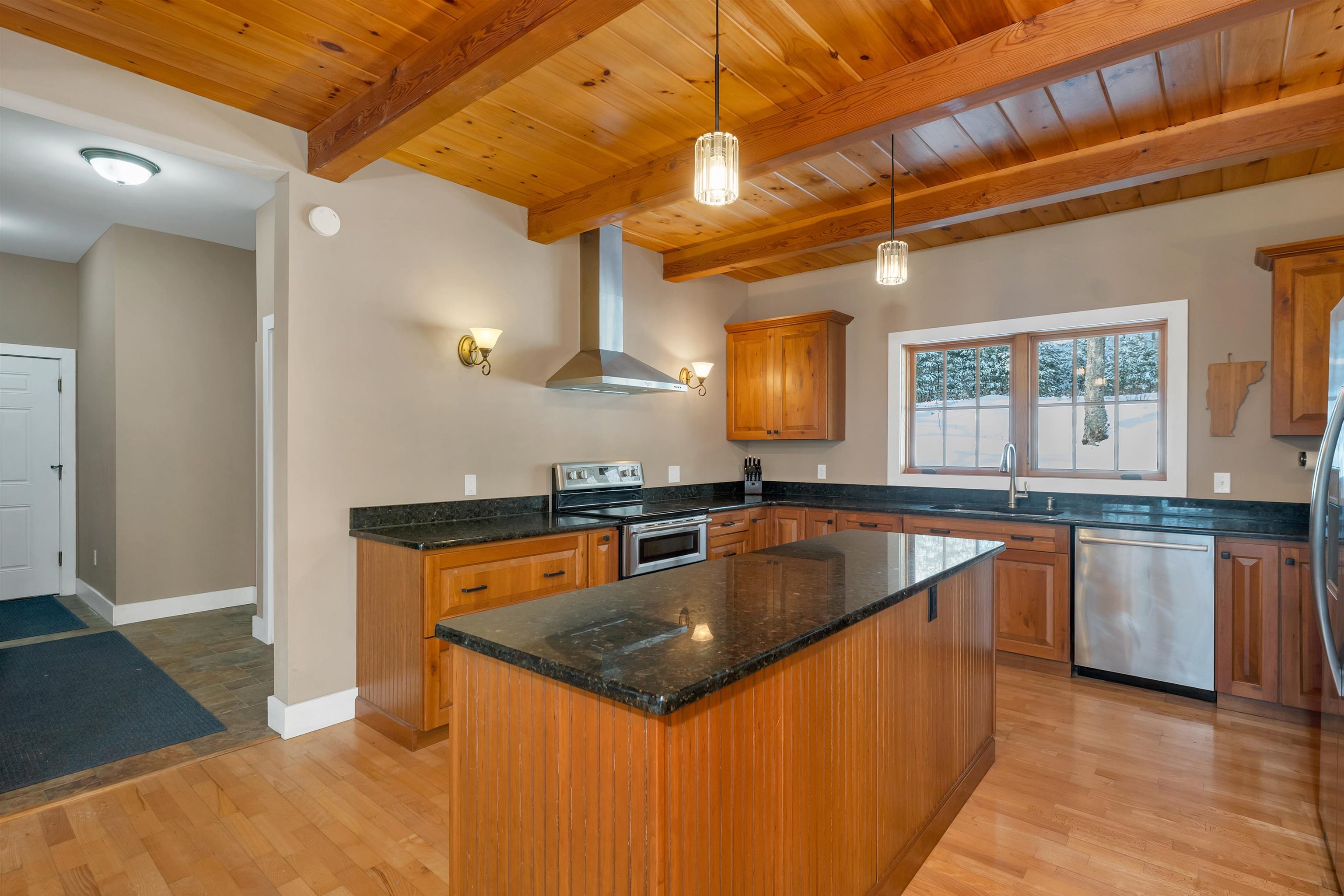 1675 Sawnee Bean Road Thetford, VT 05075 - Photo 7 of 44