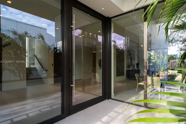 $7,750,000 | 3551 Crystal Court, Miami, FL 33133