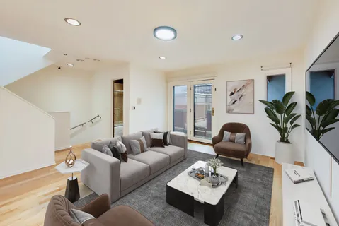 $1,450,000 | 484 North Canal Street, Chicago, IL 60654
