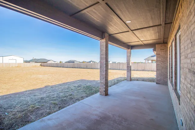 $529,999 | 2110 County Road 7820, Lubbock, TX 79423