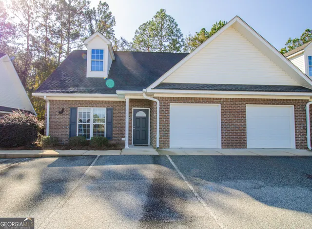 $1,650 | 8100 Burkhalter Road, Unit 1001, Statesboro, GA 30461