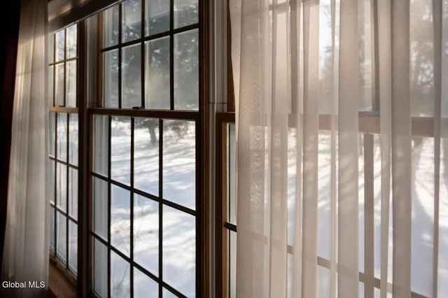 $624,000 | 96 Hunter Lane, Queensbury, NY 12804