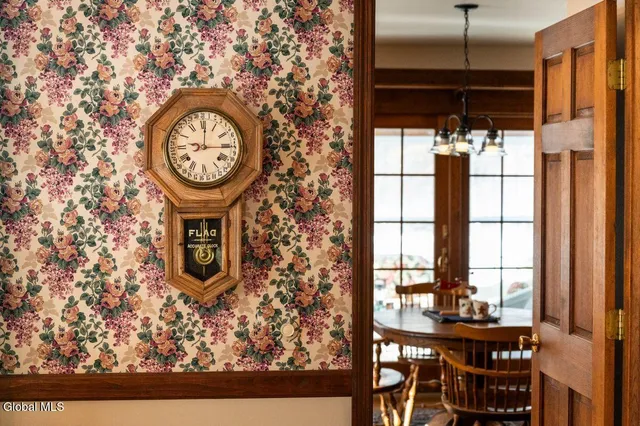 $624,000 | 96 Hunter Lane, Queensbury, NY 12804