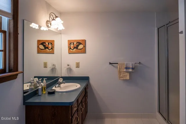 $624,000 | 96 Hunter Lane, Queensbury, NY 12804