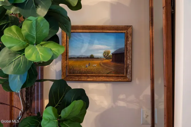 $624,000 | 96 Hunter Lane, Queensbury, NY 12804