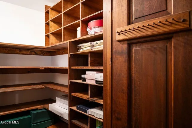 $624,000 | 96 Hunter Lane, Queensbury, NY 12804