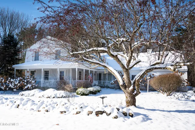 $624,000 | 96 Hunter Lane, Queensbury, NY 12804