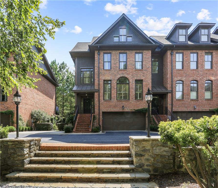 End unit, brick 3 sides