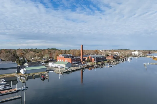 a view of ocean and building
