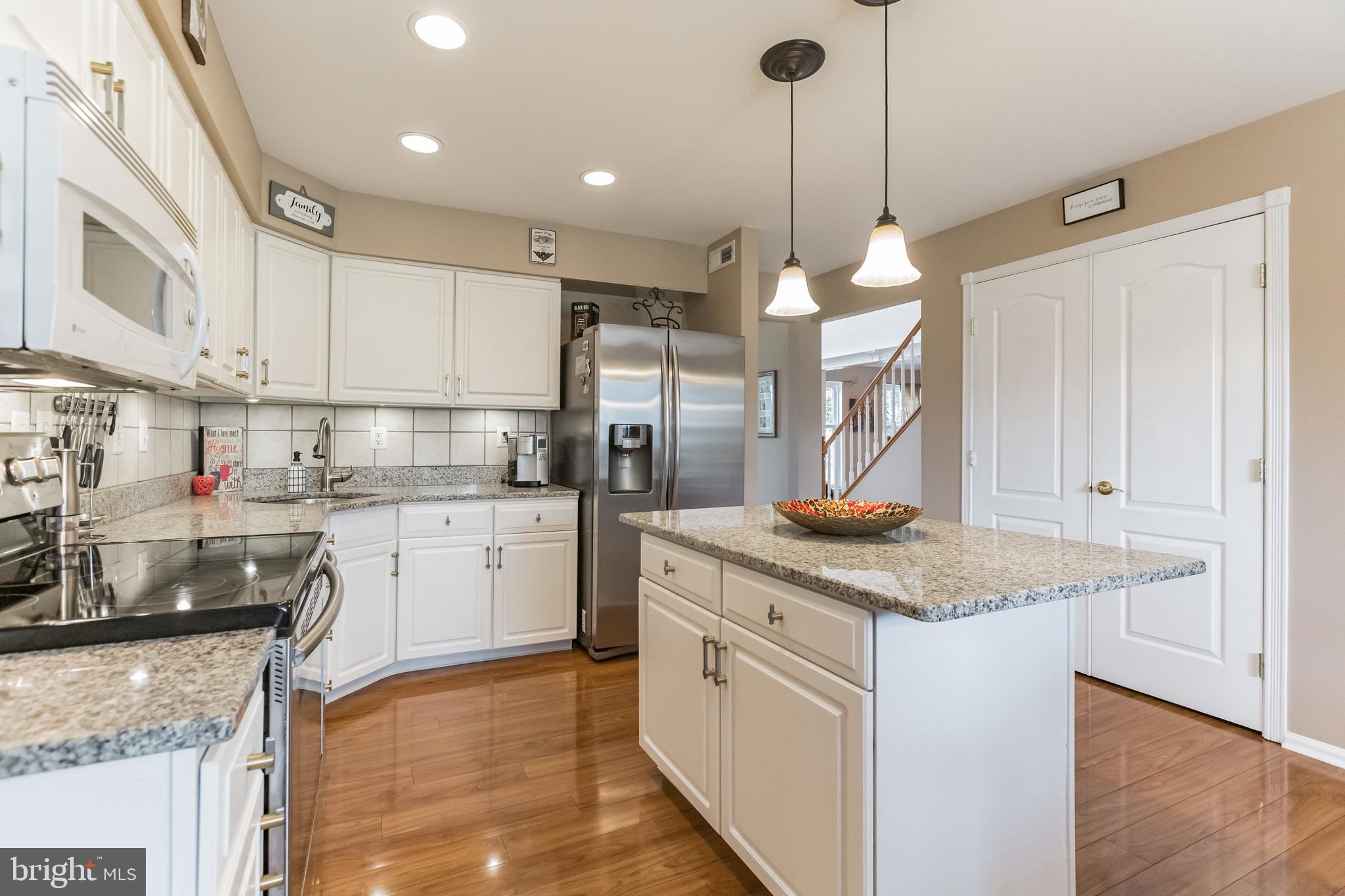 19 Persimmon Drive Sewell, NJ 08080 - Photo 9 of 29