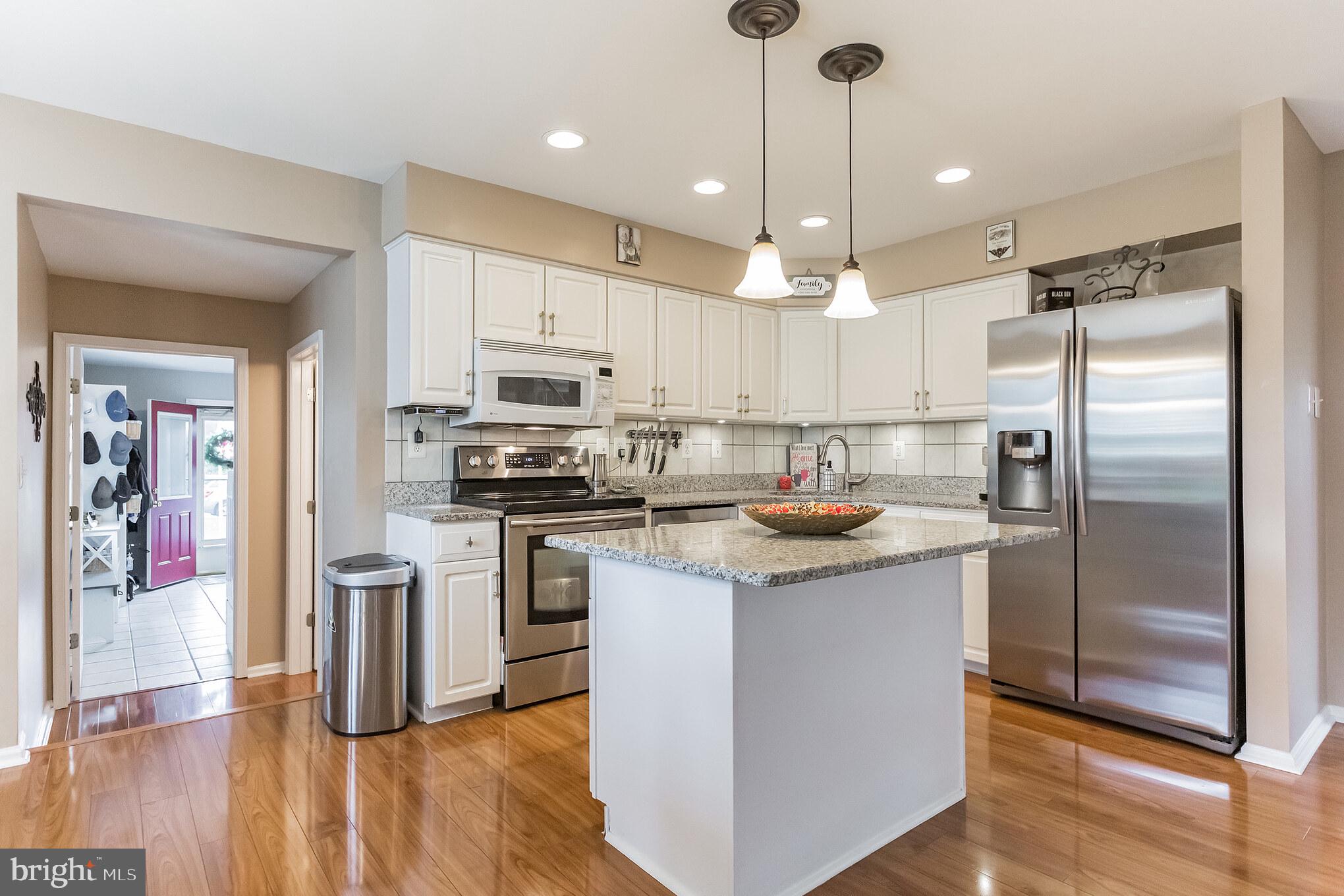 19 Persimmon Drive Sewell, NJ 08080 - Photo 10 of 29