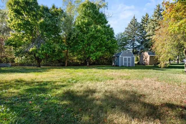 a house view with garden space