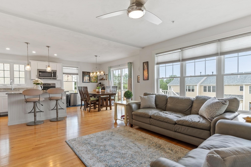 1208 Hazelwood Way Clinton, MA 01510 - Photo 15 of 25