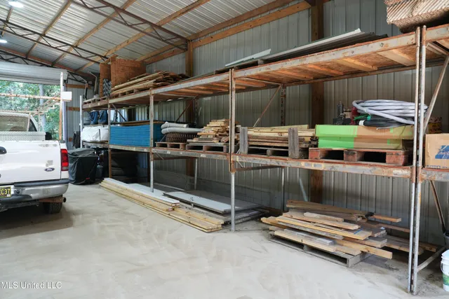 $988,000 | 8001 West West Topisaw Rd Summit, Summit, MS 39666