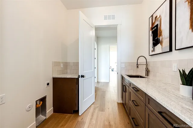 $1,249,000 | 320 South Bradbury Road, Byers, CO 80103