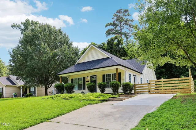 $385,000 | 1349 Crabtree Boulevard, Raleigh, NC 27610