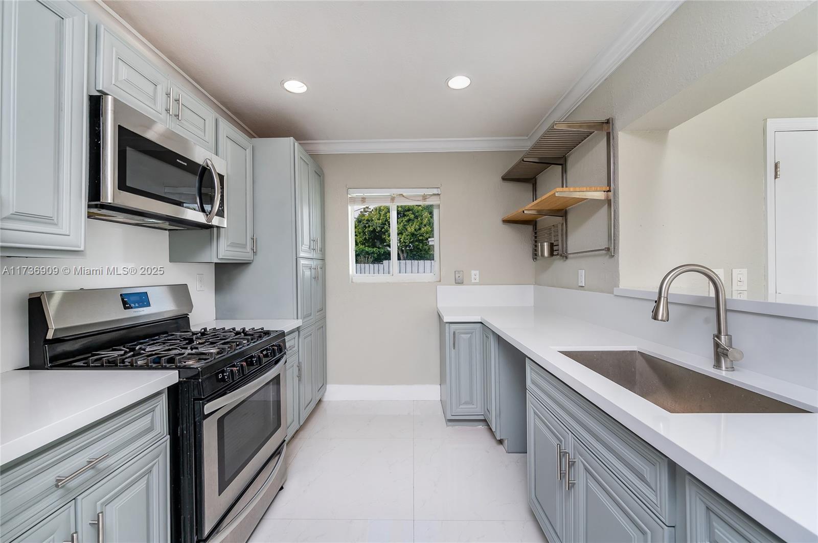 9470 Dana Road Cutler Bay, FL 33157 - Photo 13 of 24 Gallery Image 13