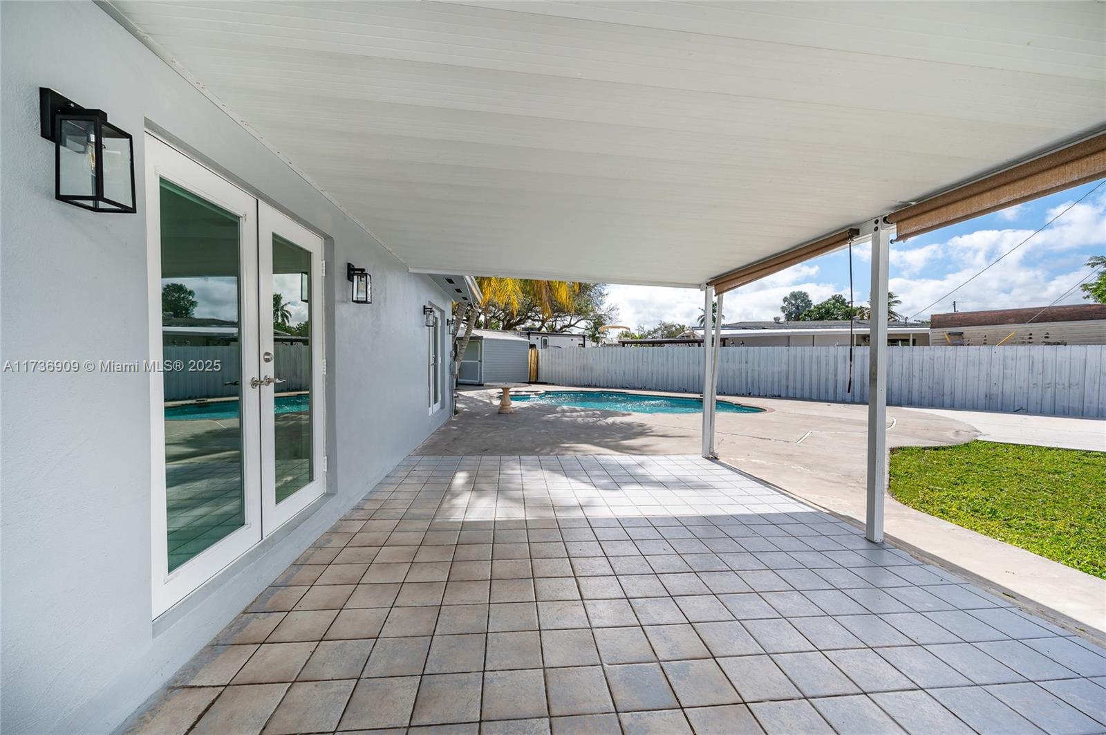 9470 Dana Road Cutler Bay, FL 33157 - Photo 8 of 24 Gallery Image 8