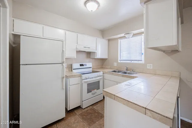 $1,295 | 4513 North 26th Drive, Phoenix, AZ 85017