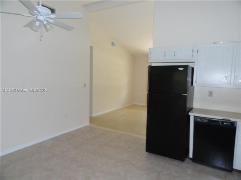 11855 Southwest 81st Road Pinecrest, FL 33156 - Photo 25 of 35 Kitchen