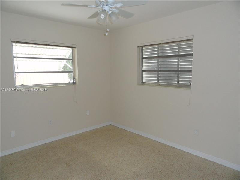 11855 Southwest 81st Road Pinecrest, FL 33156 - Photo 29 of 35 Bedroom