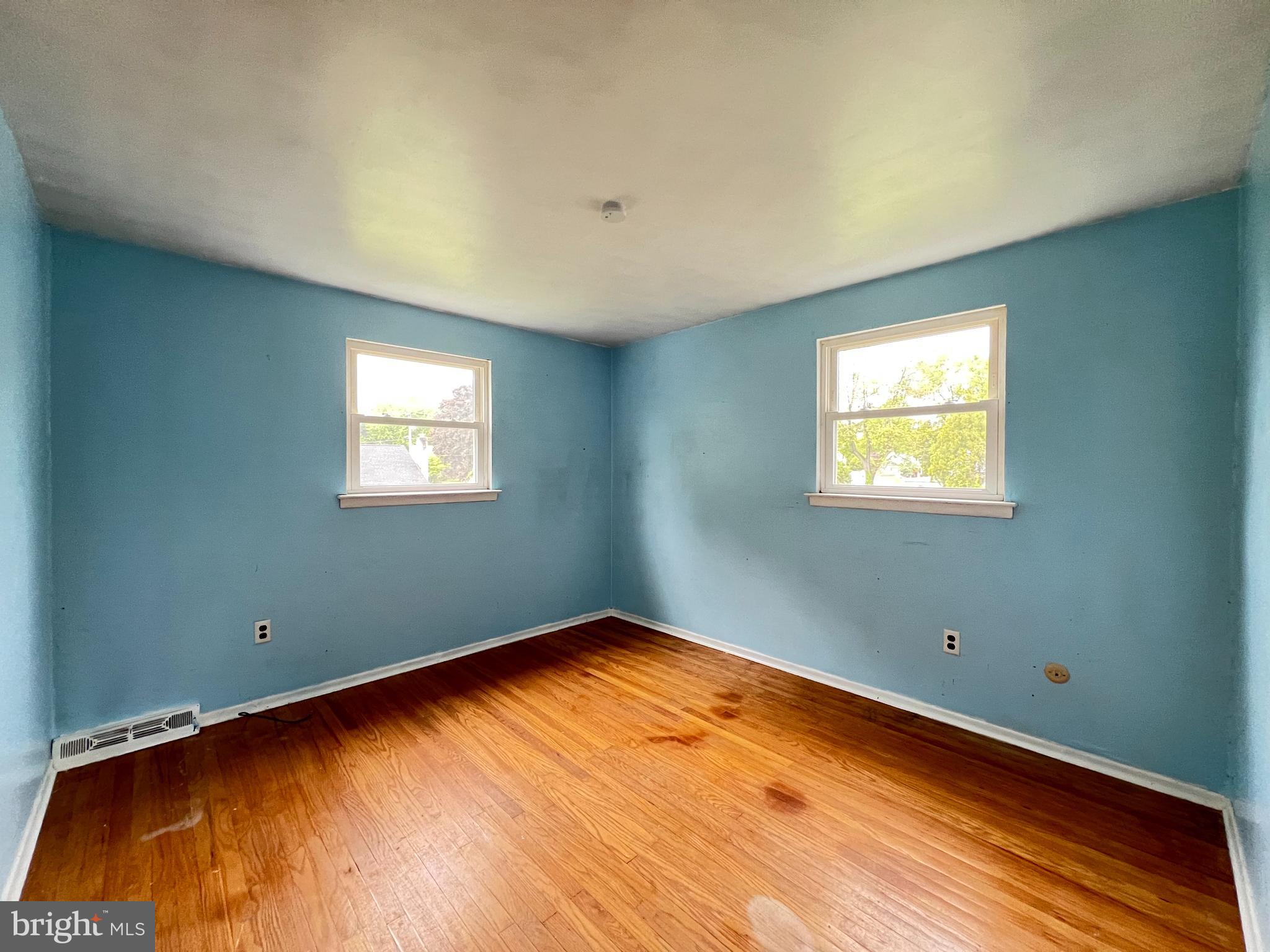 37 Latchstring Lane Hatboro, PA 19040 - Photo 25 of 35 Bedroom 3