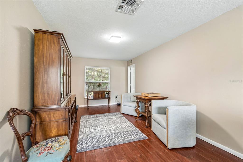 9548 123rd Way Seminole, FL 33772 - Photo 10 of 63