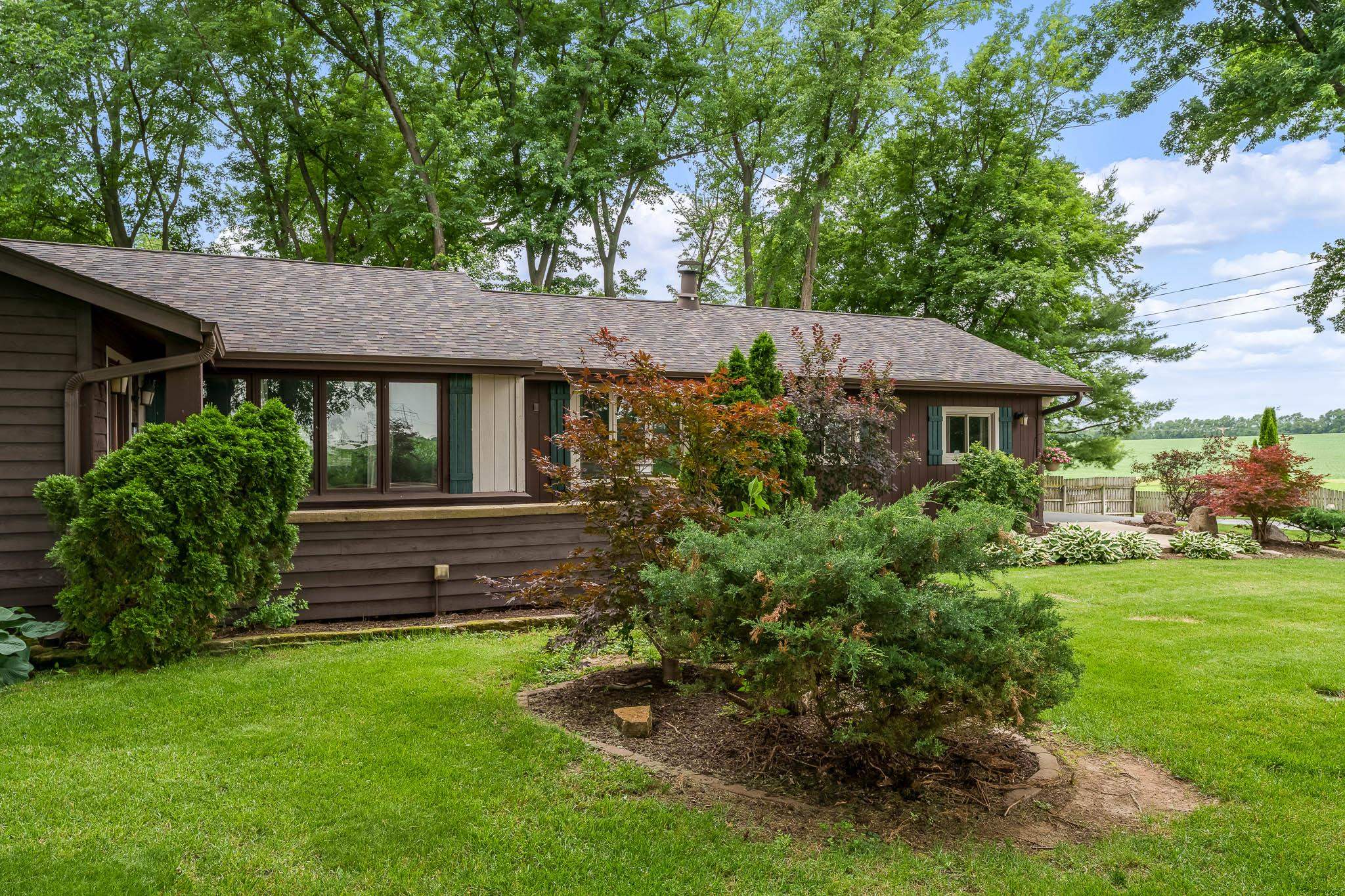 5491 Tate Road Rockford, IL 61101 - Photo 2 of 56