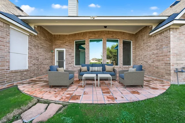 a view of outdoor space yard and patio