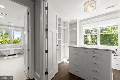 $2,795,000 | 11000 Luxmanor Road, North Bethesda, MD 20852