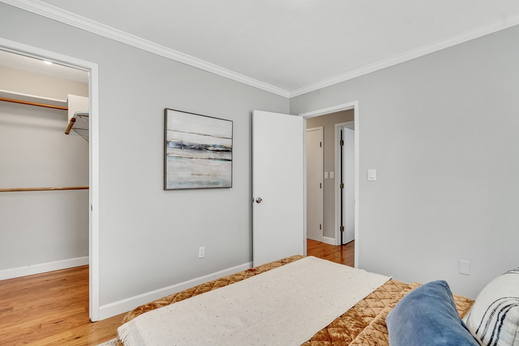 5 Grove Street, Unit 8 Boston, MA 02114 - Photo 15 of 21