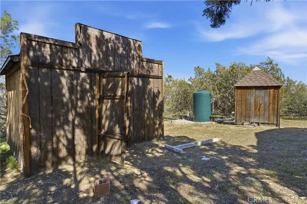 $359,900 | 12515 Nearwood Road, Pearblossom, CA 93553