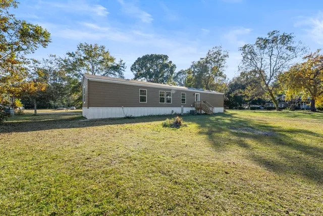 $299,900 | 226 Collier Lane, Moncks Corner, SC 29461