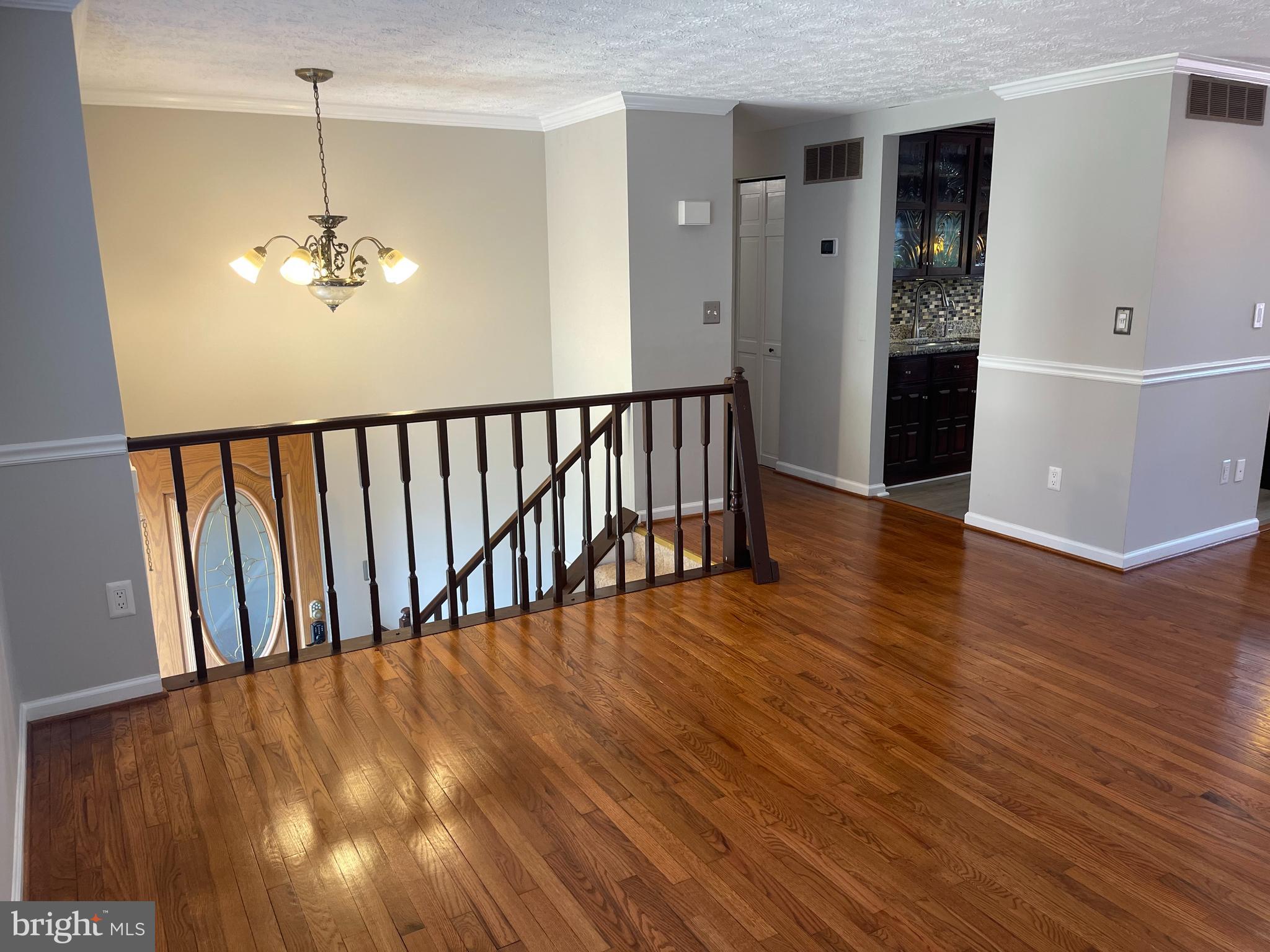 4502 Cub Run Road Chantilly, VA 20151 - Photo 3 of 22