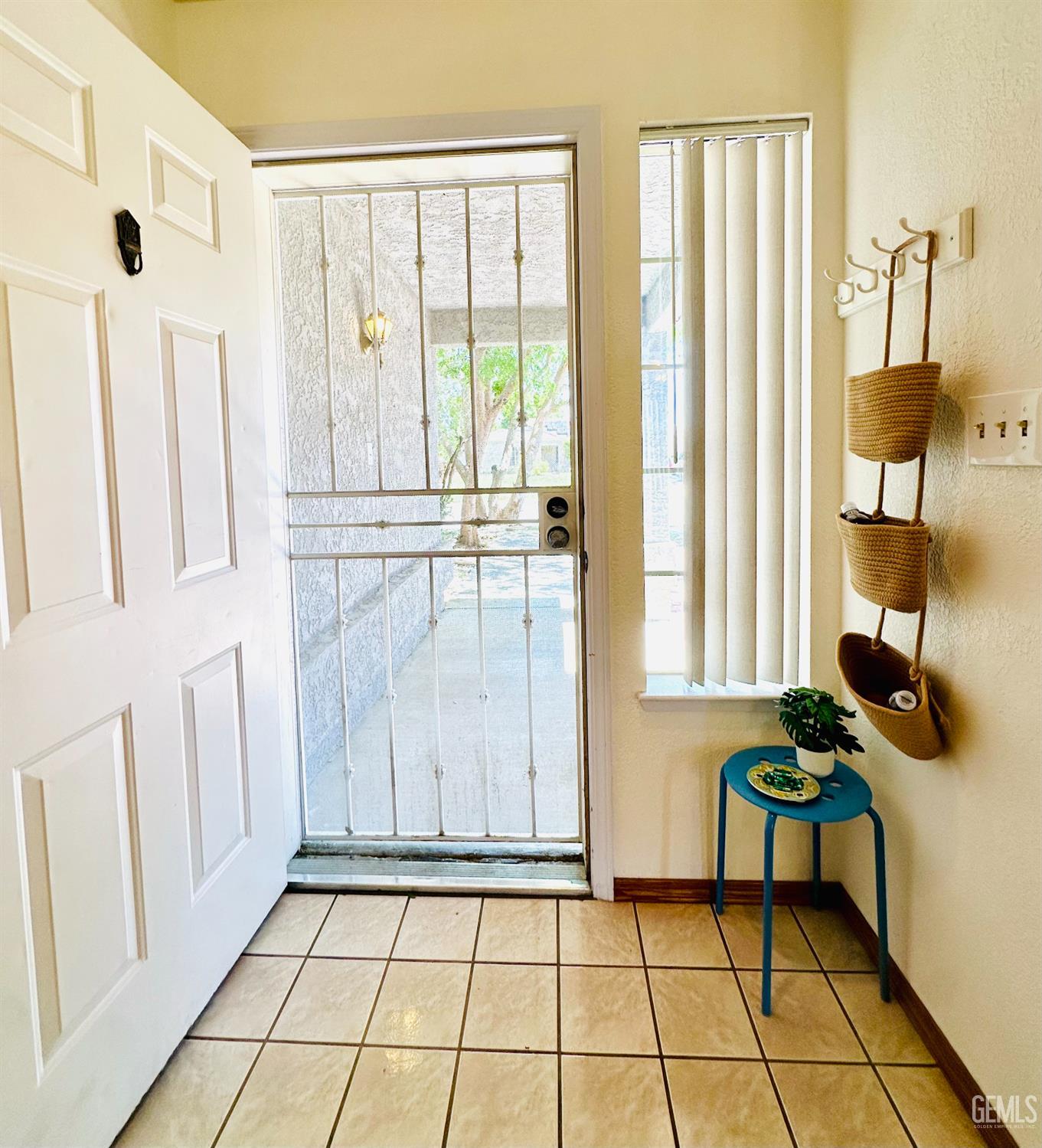 Undisclosed Address Tehachapi, CA 93561 - Photo 2 of 25