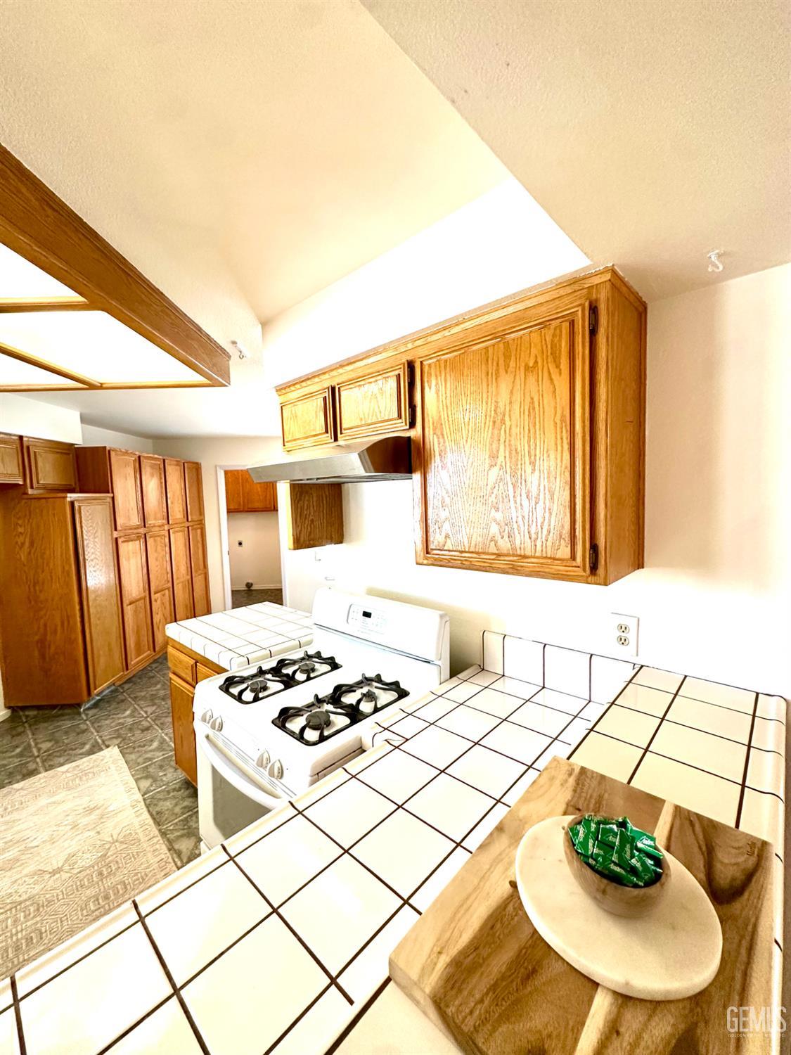 Undisclosed Address Tehachapi, CA 93561 - Photo 5 of 25