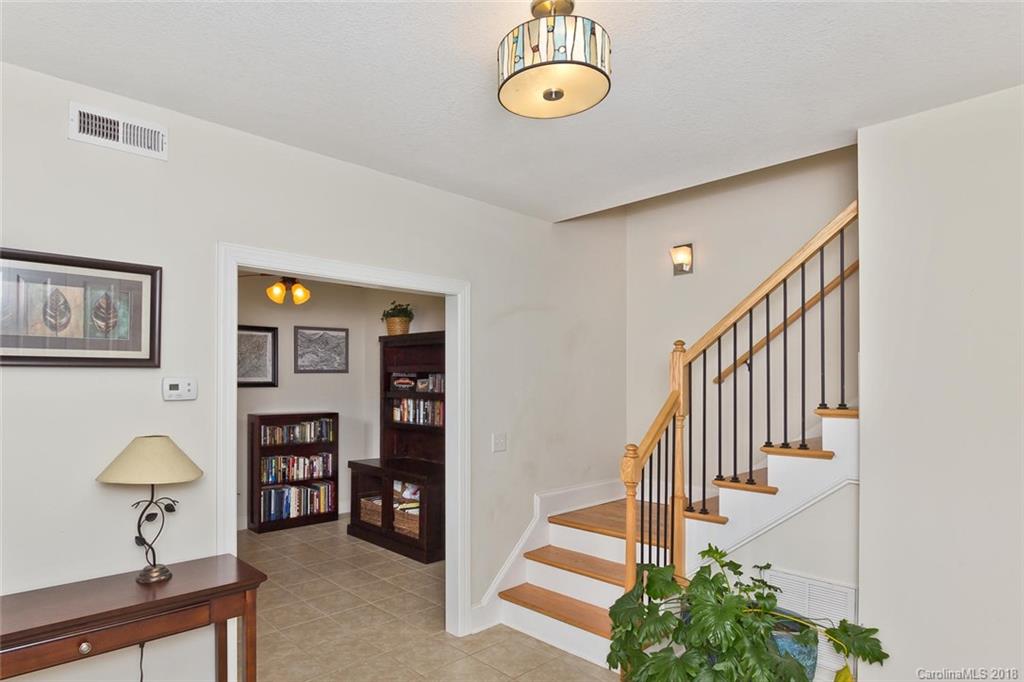 2248 Riceville Road Asheville, NC 28805 - Photo 4 of 36 Gallery Image 4